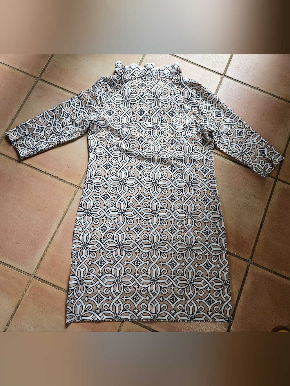 Gretchen Scott Jersey Ruffneck Dress In Piazza Print - Picture 15 of 15